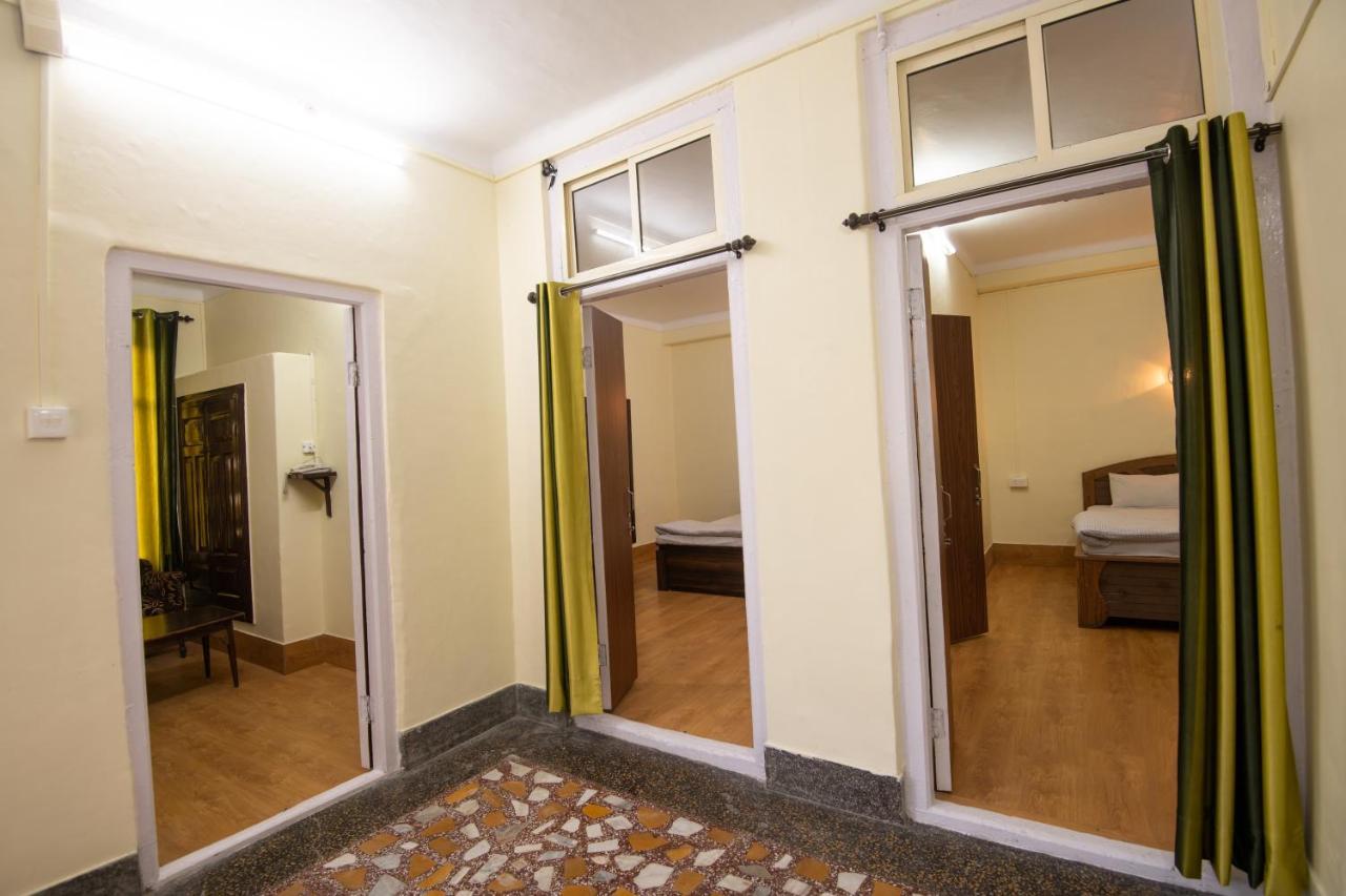 India Hotel - Lake View - Mall Road Nainital Εξωτερικό φωτογραφία